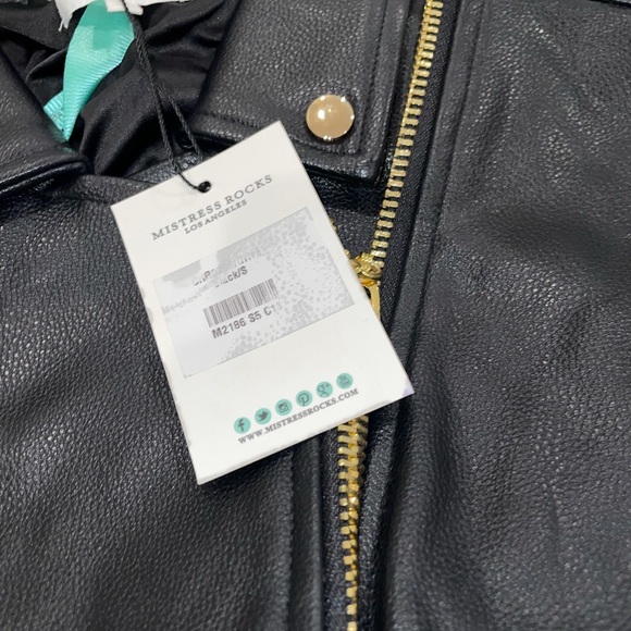 Mistress rocks - Picture 6 of 7